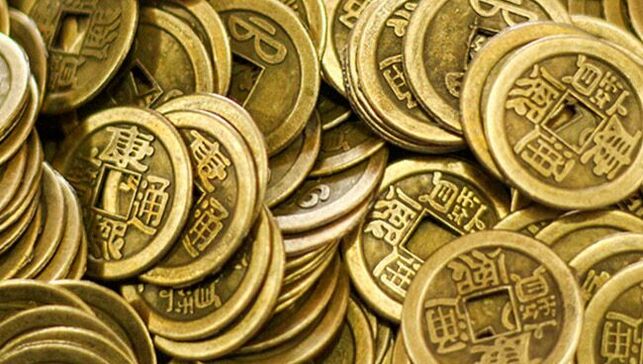 Amuletos de monedas chinas para la buena suerte